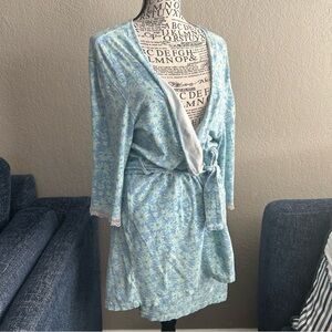 Lilly Pulitzer Blue Daisy Bath Robe Knee Length Lounge Comfort Sleepwear Resort